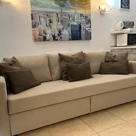 Aircon Pool View Nr Yumbo Daire