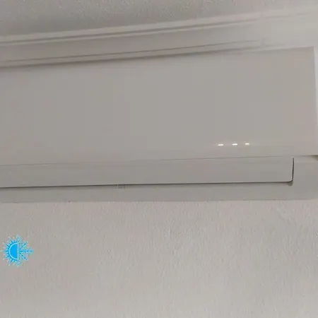 Aircon Pool View Nr Yumbo 아파트