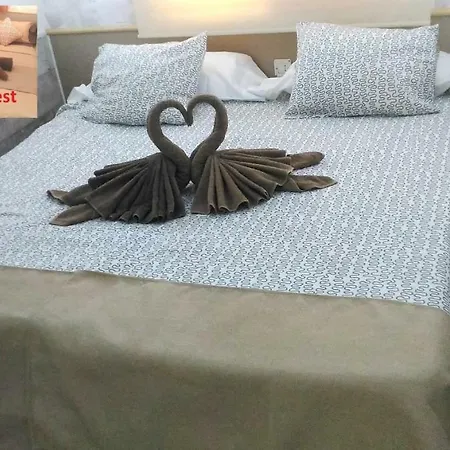 Aircon Pool View Nr Yumbo 公寓