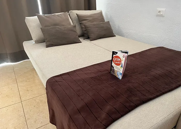 Aircon Pool View Nr Yumbo شقة بلايا ديل إنغلز