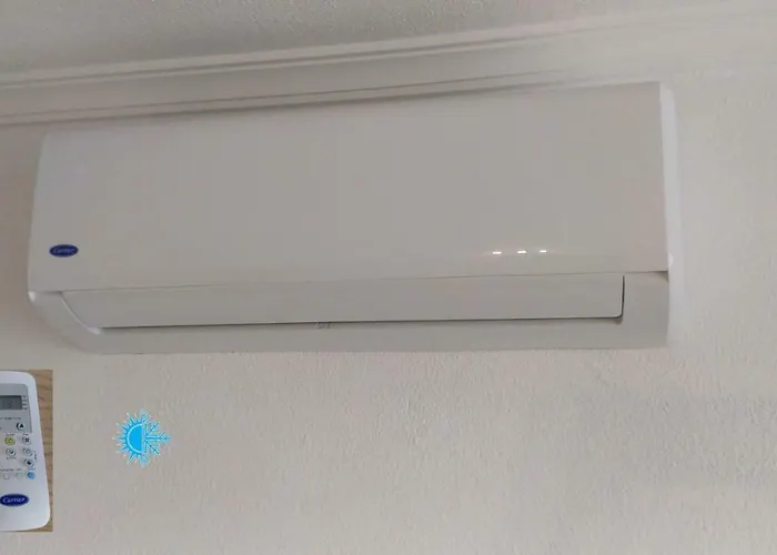 Aircon Pool View Nr Yumbo شقة