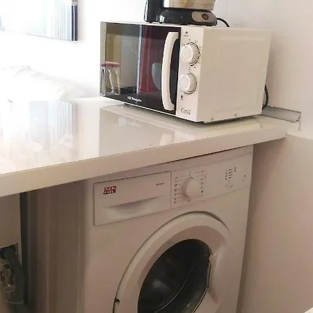 Aircon Pool View Nr Yumbo *