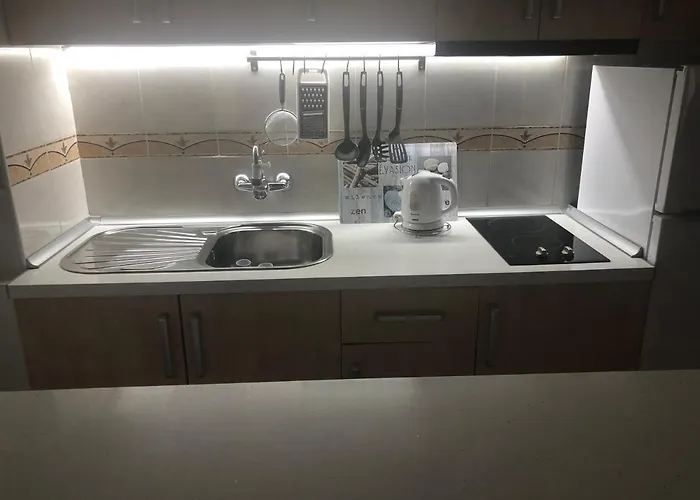 Apartment Aircon Pool View Nr Yumbo *