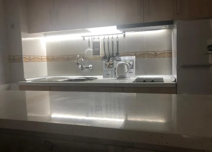 Apartment Aircon Pool View Nr Yumbo