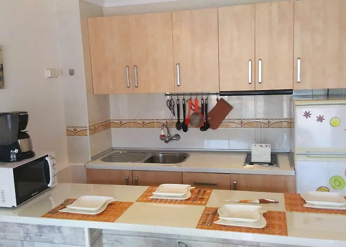 Apartment Aircon Pool View Nr Yumbo *